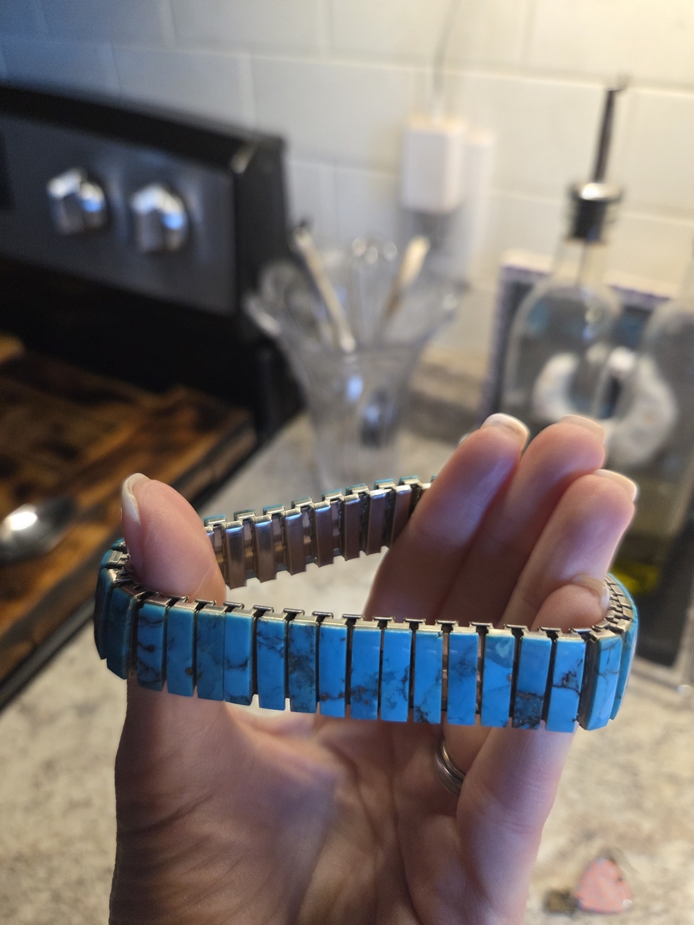 Turquoise Inlay Stretch Bracelet - Picture 3 of 6